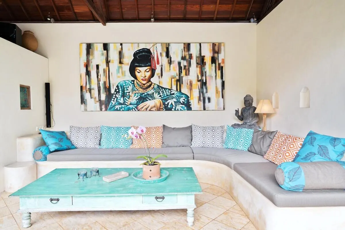 Villa Aisis Seminyak  Seminyak (Bali)